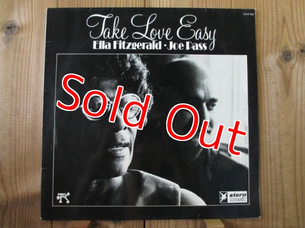画像1: Ella Fitzgerald & Joe Pass / Take Love Easy (GER) (1)