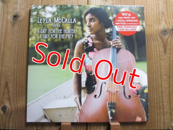 画像1: マークリボー参加のハイチの血をひくボーカリスト！アナログ盤入荷！■Leyla McCalla / A Day For The Hunter, A Day For The Prey (1)