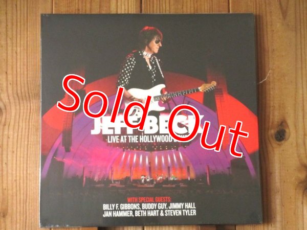 画像1: ジェフベックのデビュー50周年ライヴ3枚組アナログ盤(DVD付)が入荷！■Jeff Beck / Live At The Hollywood Bowl (1)