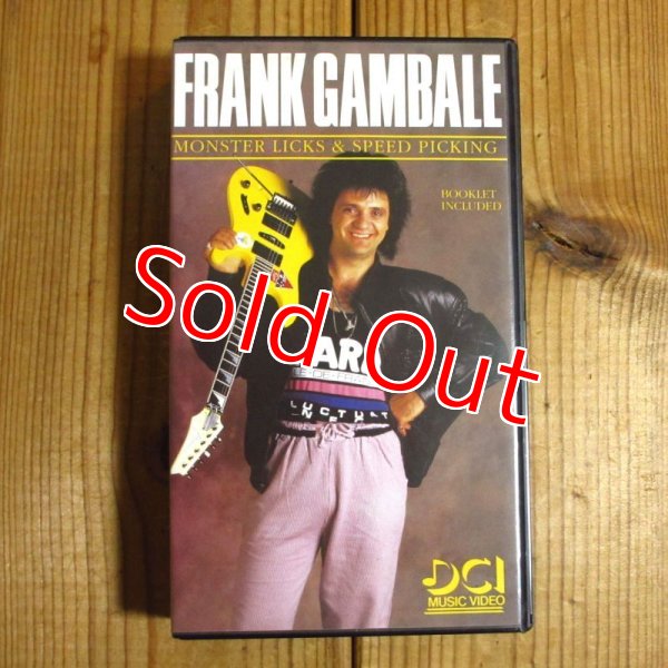画像1: 日本語対訳書付き！■Frank Gambale / Monster Licks & Speed Picking (1)