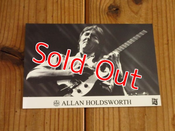 画像2: アランホールズワースのオフィシャル・ライヴ・アーカイヴ・シリーズ第4弾が入荷！■Allan Holdsworth / Leverkusen '97 (CD+DVD) (2)