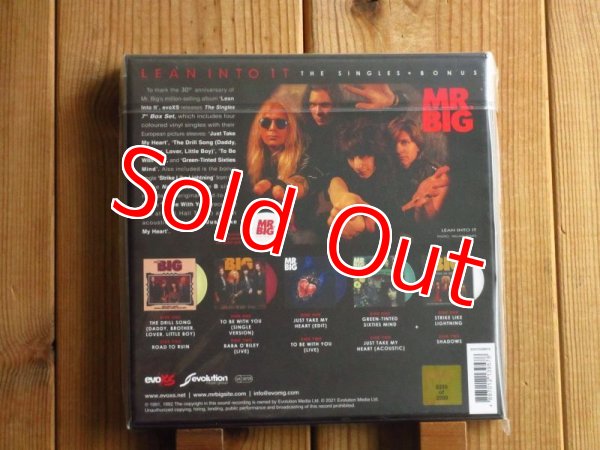 画像3: 世界限定2,000セット！MR.BIGの名盤「LEAN TO IT」30周年記念7inchボックスセットが入荷！■Mr. Big / Lean Into It - The Singles (3)
