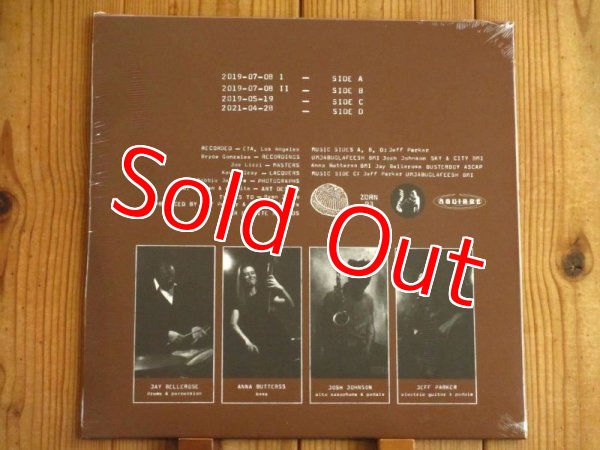 画像2: 現代ジャズの象徴、ジェフパーカー傑作ライブ音源がアナログ盤で入荷！■Jeff Parker / Mondays At The Enfield Tennis Academy (2)