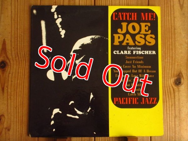 画像1: Joe Pass Featuring Clare Fischer / Catch Me! (1)
