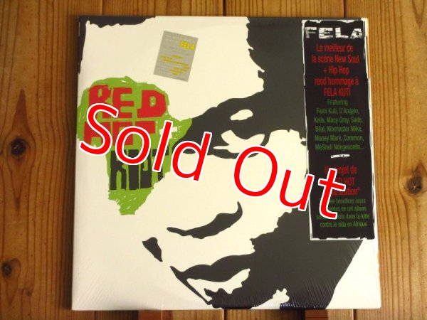 画像1: 未開封デッドストック！フェラクティの2002年トリビュート作！■V.A. (D'Angelo, Sade, Nile Rodgers, Macy Gray, Roy Hargrove, MeShell Ndegeocello, Archie Shepp, Common, etc.) / Red Hot + Riot (1)