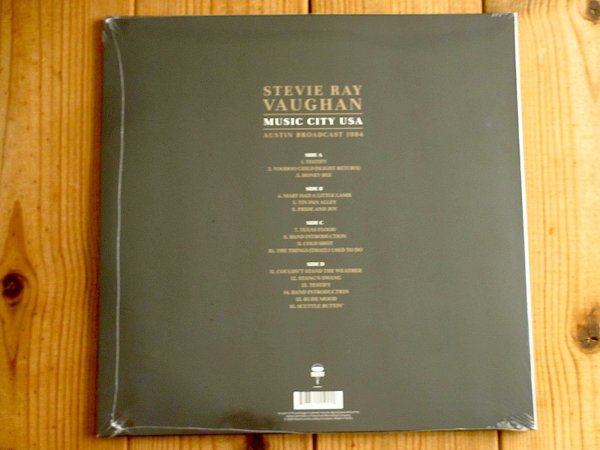画像2: 再入荷！スティーヴィー・レイ・ヴォーンの1984年のテキサス州オースティンのラジオ局用ライヴ音源がアナログ化！■Stevie Ray Vaughan / Music City USA - Austin Broadcast 1984 (2)