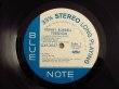 画像3: Kenny Burrell / Freedom (3)