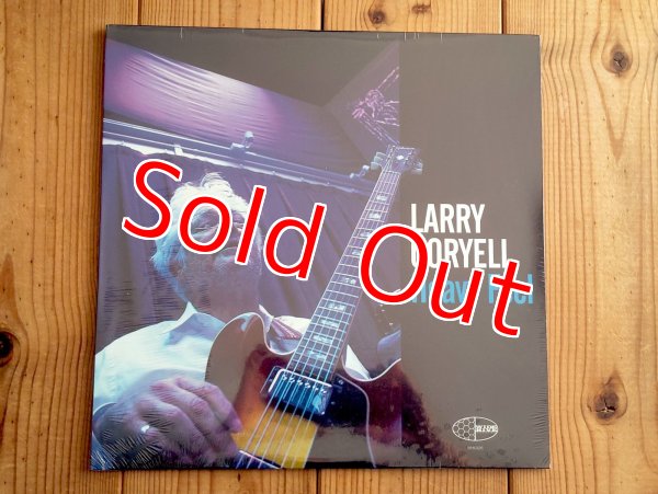 画像1: ラリーコリエルの2015年作がアナログ盤で入荷！■Larry Coryell / Heavy Feel (1)