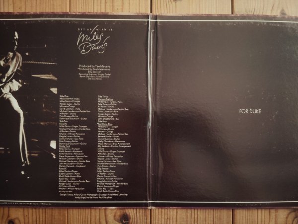 画像2: Miles Davis / Get Up With It (2)