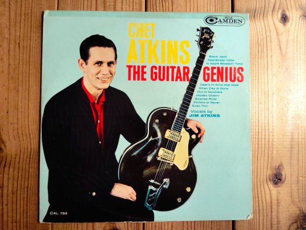 画像1: Chet Atkins / The Guitar Genius (1)