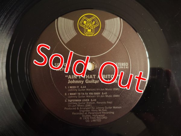 画像3: Johnny Guitar Watson / Ain't That A Bitch (3)
